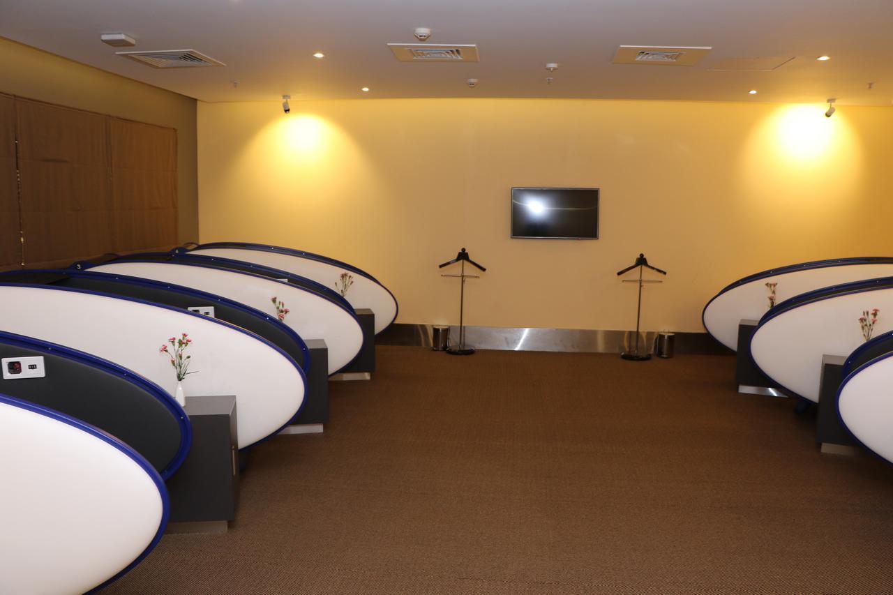 Hotel Aviserv Lounge Bombaj Exteriér fotografie